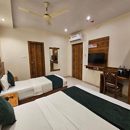 Hotel Bkc Garden - Near Us Embassy Bkc Bombay Esterno foto