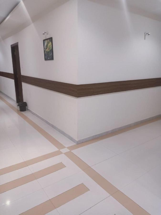Hotel Bkc Garden - Near Us Embassy Bkc Bombay Esterno foto